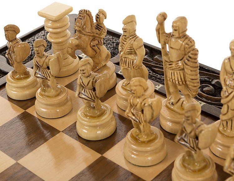 Шахматы резные в ларце "Атлант", Haleyan