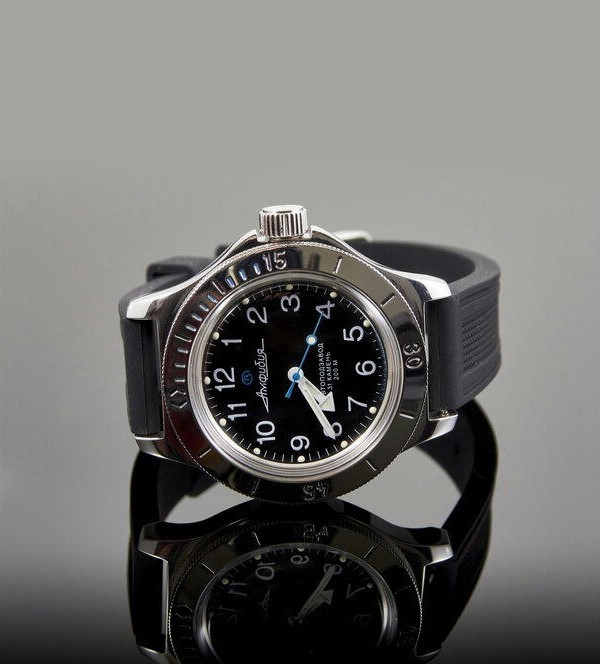 Наручные часы ВОСТОК 2415 (120811) ремень