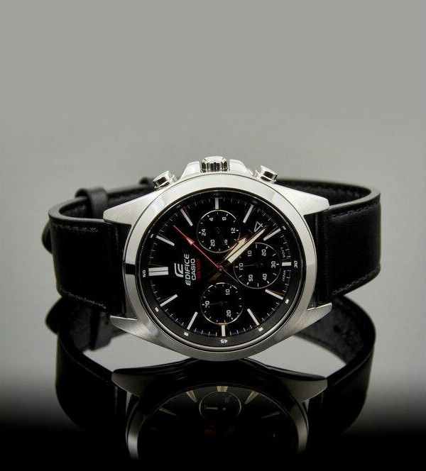 Наручные часы efv-630l-1avudf