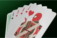 Карты &quot;Theory11 Avengers Infinity Saga Green Edition&quot;