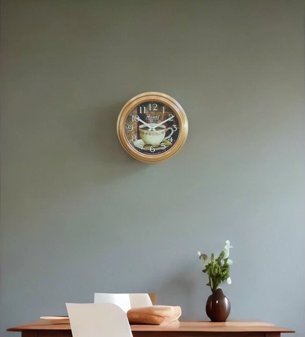 Настенные часы Алмаз С39