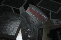 Карты &quot;Theory11 Dark Knight Playing Cards&quot;