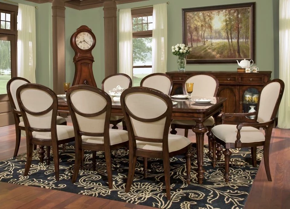  Howard Miller 611-156